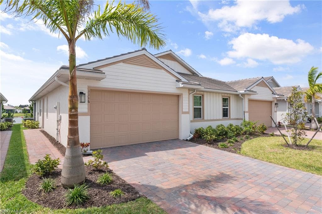 1116 ROLLING BROOK LN NAPLES, FL 34114