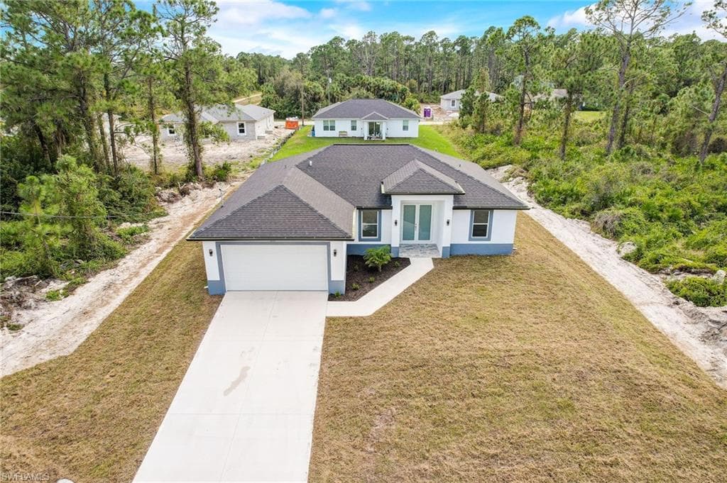 3215 68th ST W LEHIGH ACRES, FL 33971