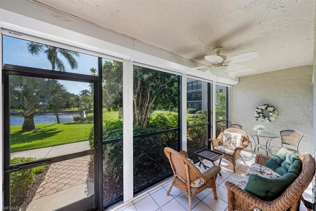 788 Park Shore DR F12 NAPLES, FL 34103