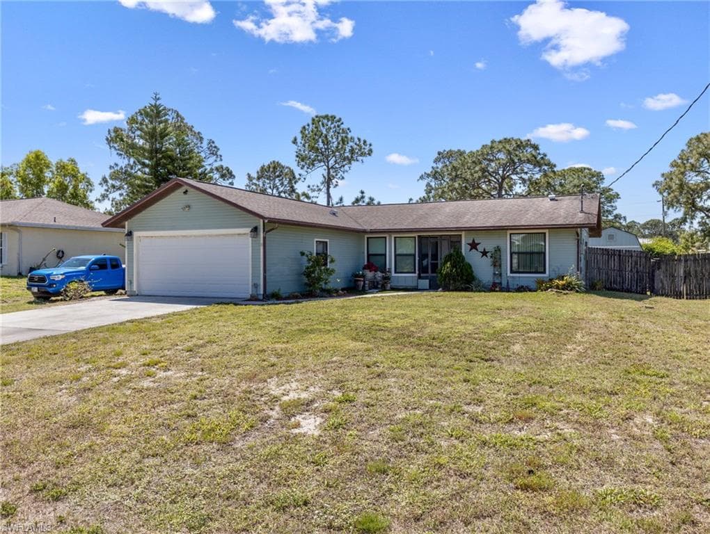 4309 6th ST W LEHIGH ACRES, FL 33971