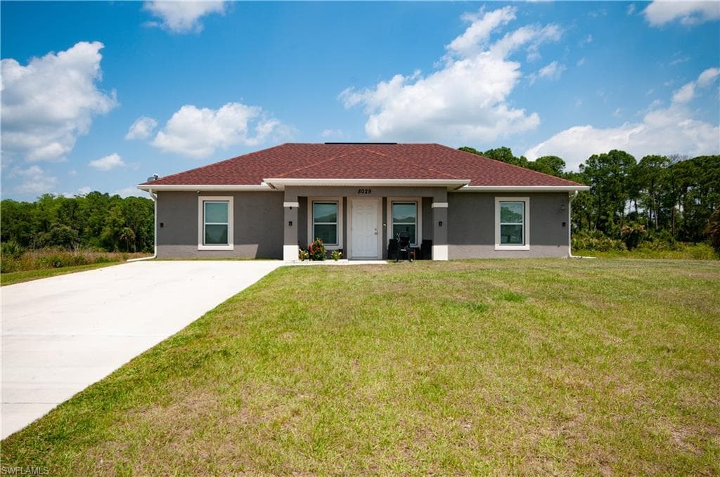 8029 Melody CIR LABELLE, FL 33935