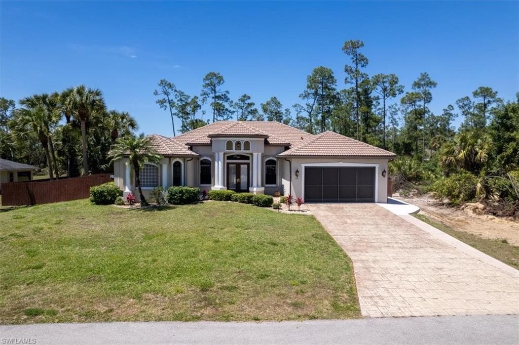 705 Grant AVE LEHIGH ACRES, FL 33972