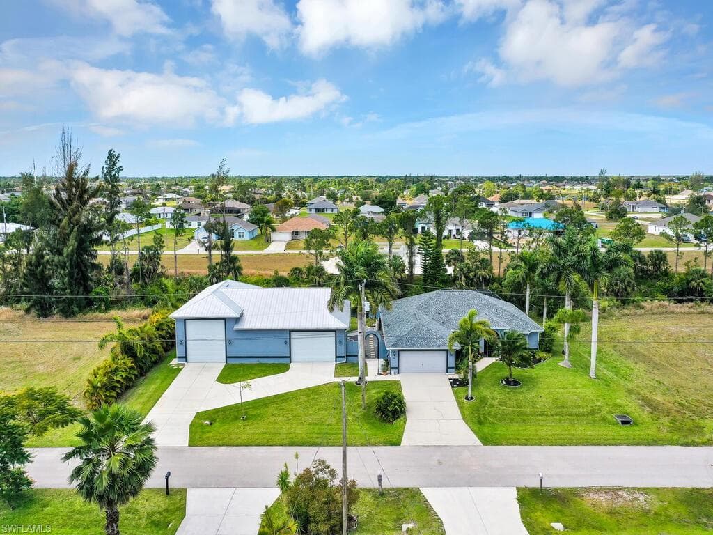 4304 NE 23rd PL CAPE CORAL, FL 33909