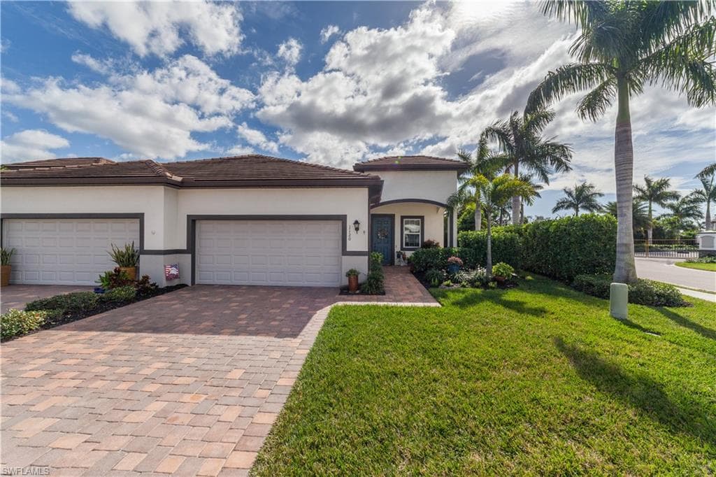 1120 S Town And River DR FORT MYERS, FL 33919