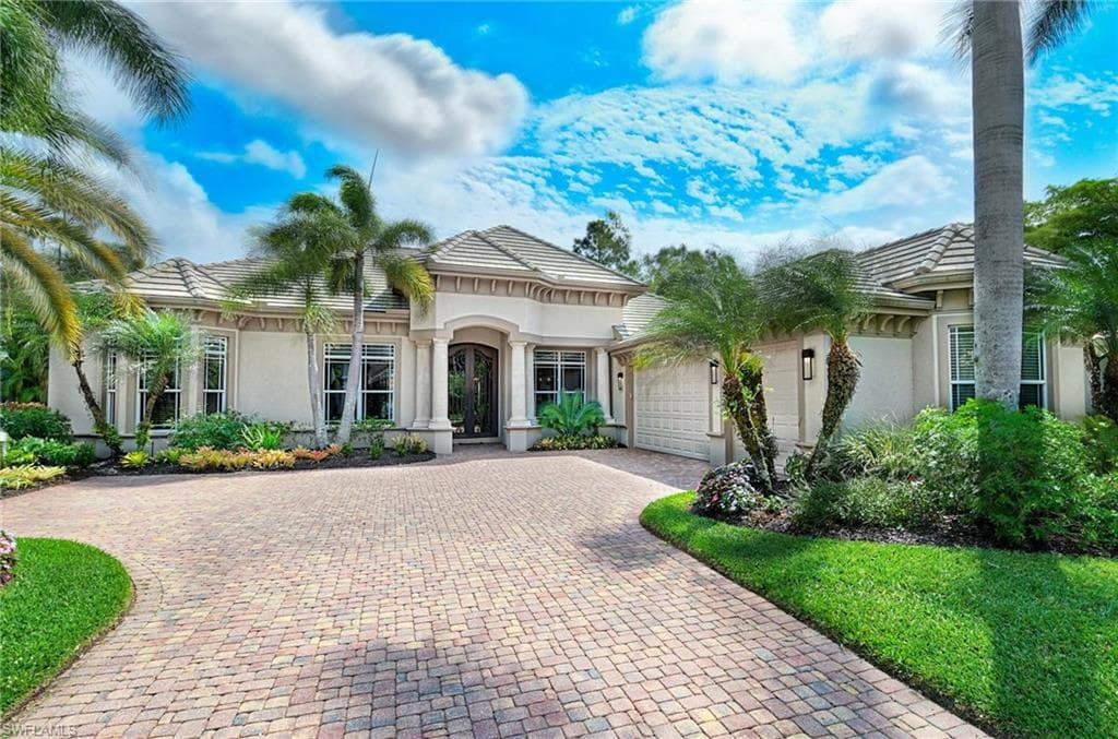 2982 Mona Lisa BLVD NAPLES, FL 34119