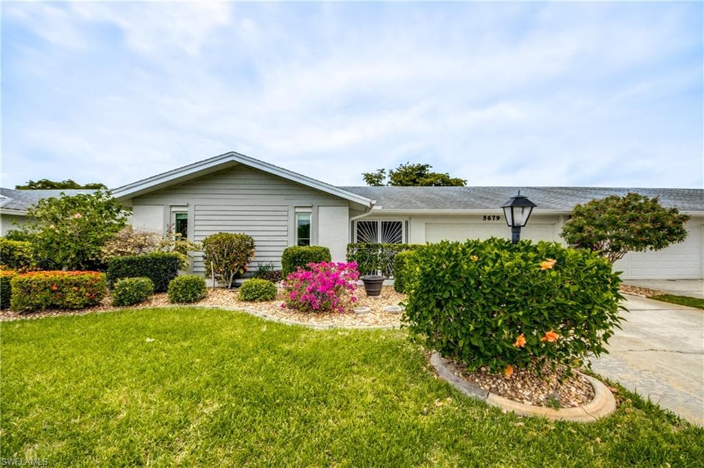 5679 Baden CT FORT MYERS, FL 33919