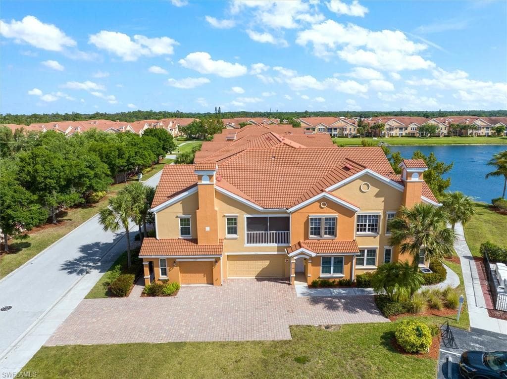 1757 Concordia Lake CIR 3410 CAPE CORAL, FL 33909