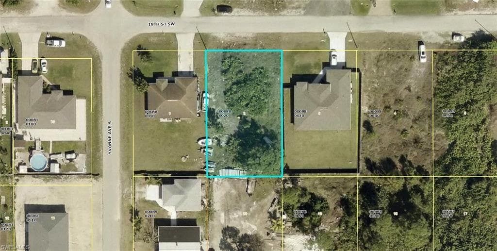 3719 18th ST SW LEHIGH ACRES, FL 33976
