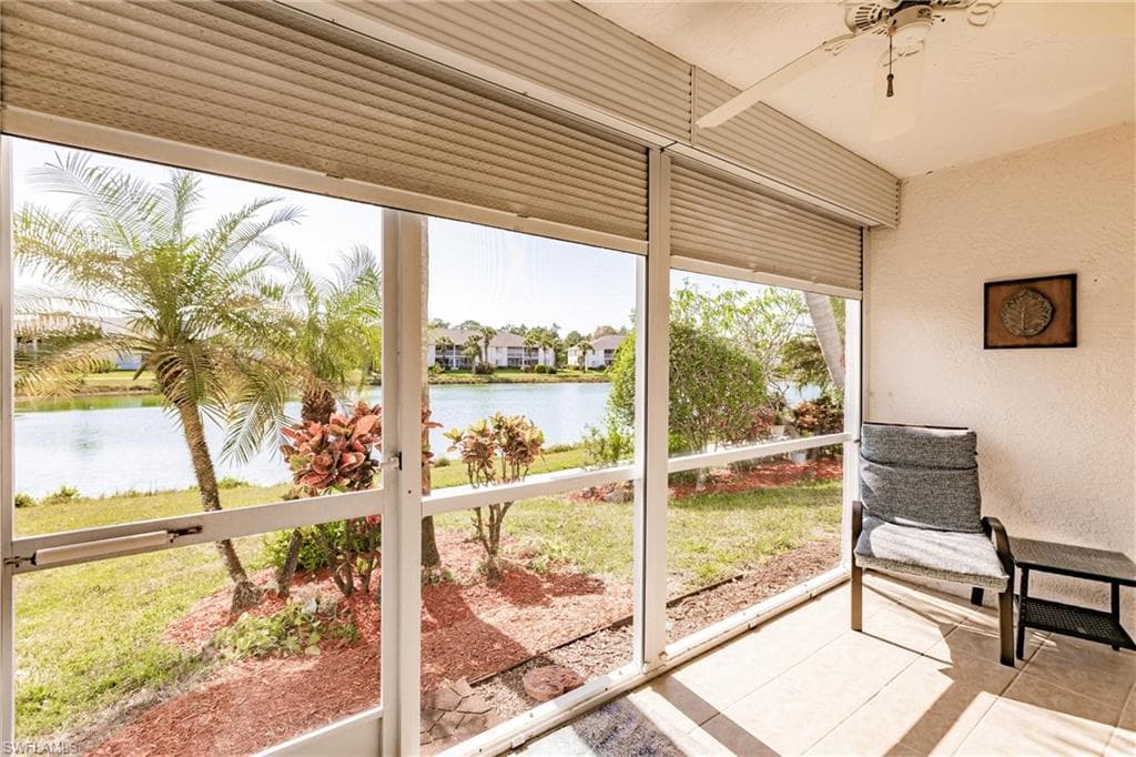 379 Gabriel CIR 2305 NAPLES, FL 34104