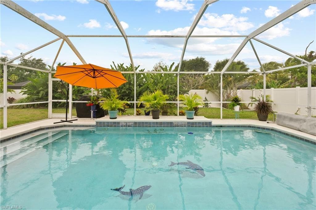 1056 20th CT CAPE CORAL, FL 33990