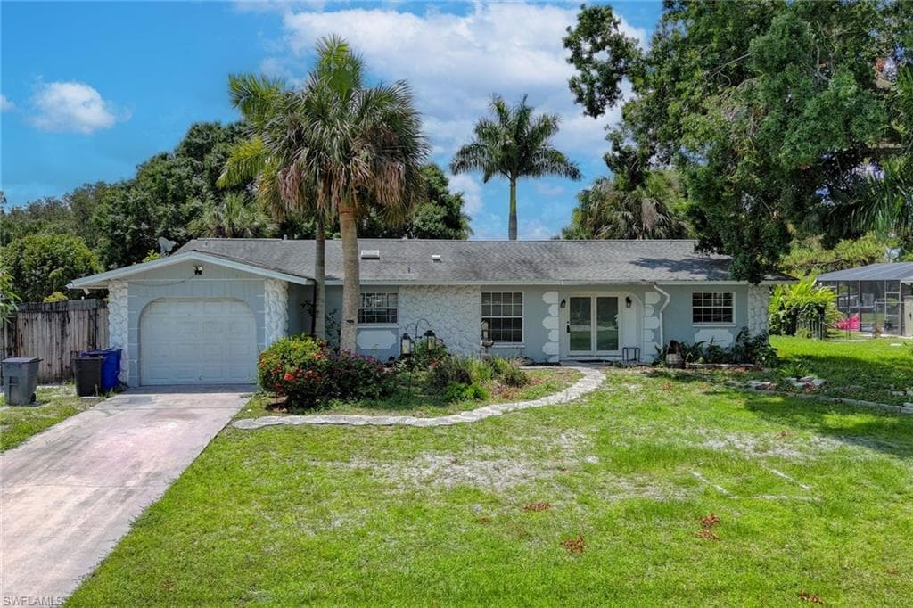 1837 Marina CIR NORTH FORT MYERS, FL 33903