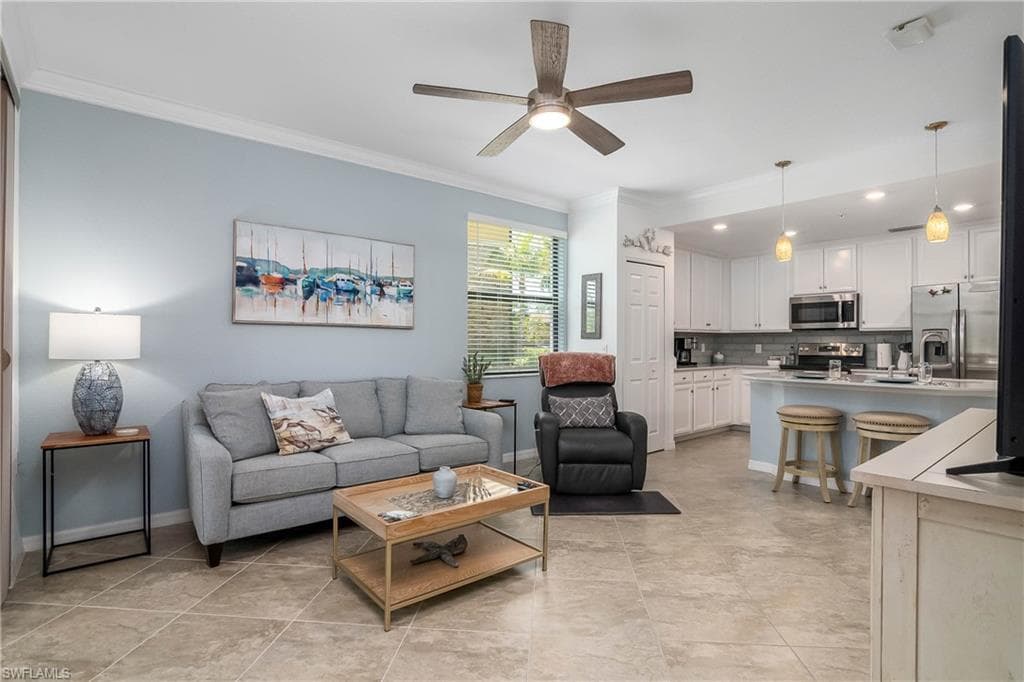 9584 Trevi CT 5218 NAPLES, FL 34113