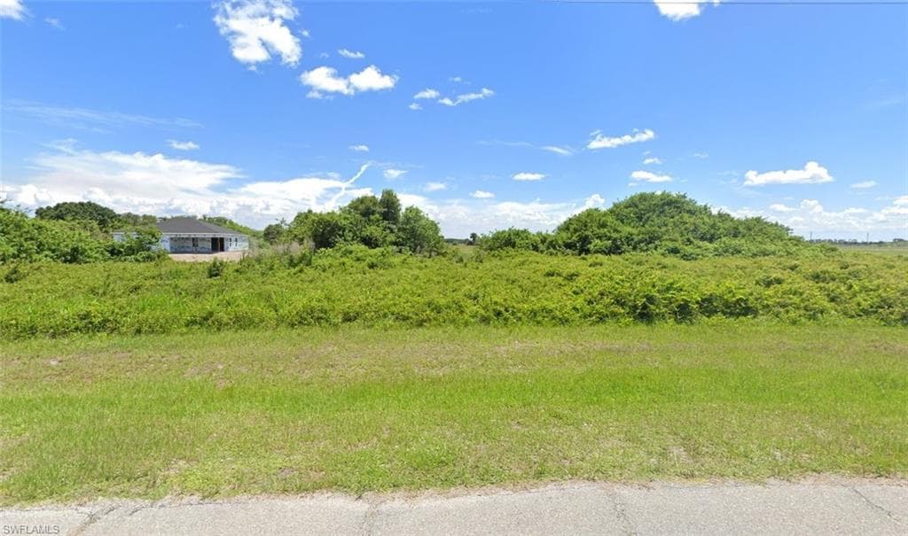 3050 Adcock DR LABELLE, FL 33935