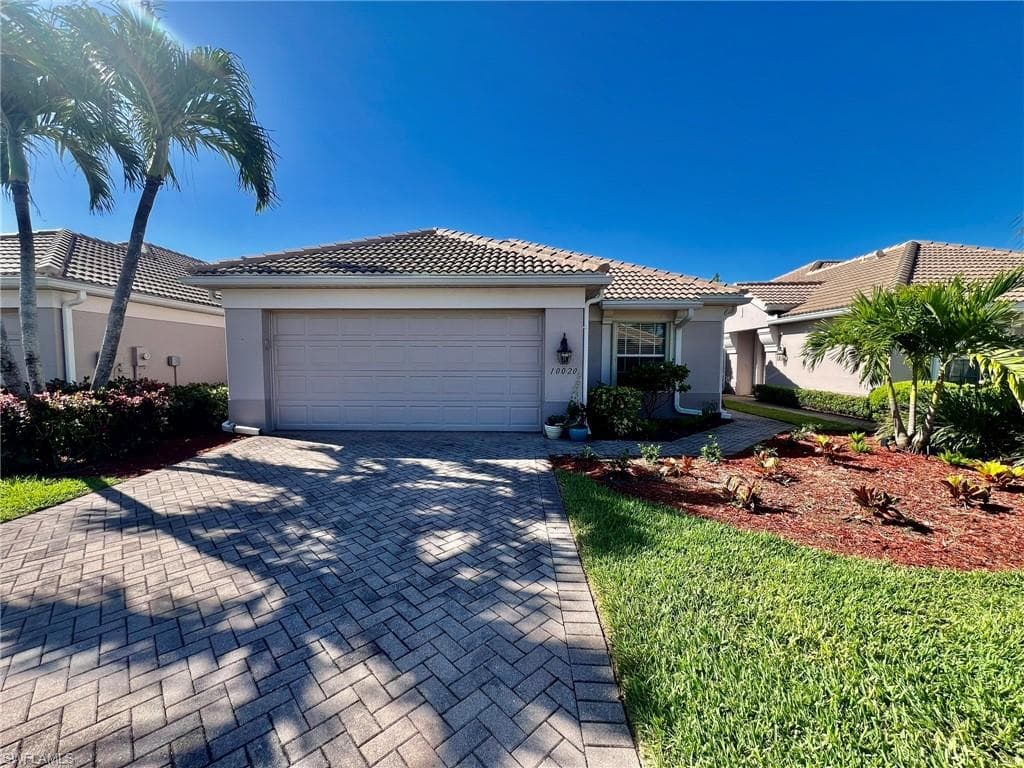 10020 Horse Creek RD FORT MYERS, FL 33913