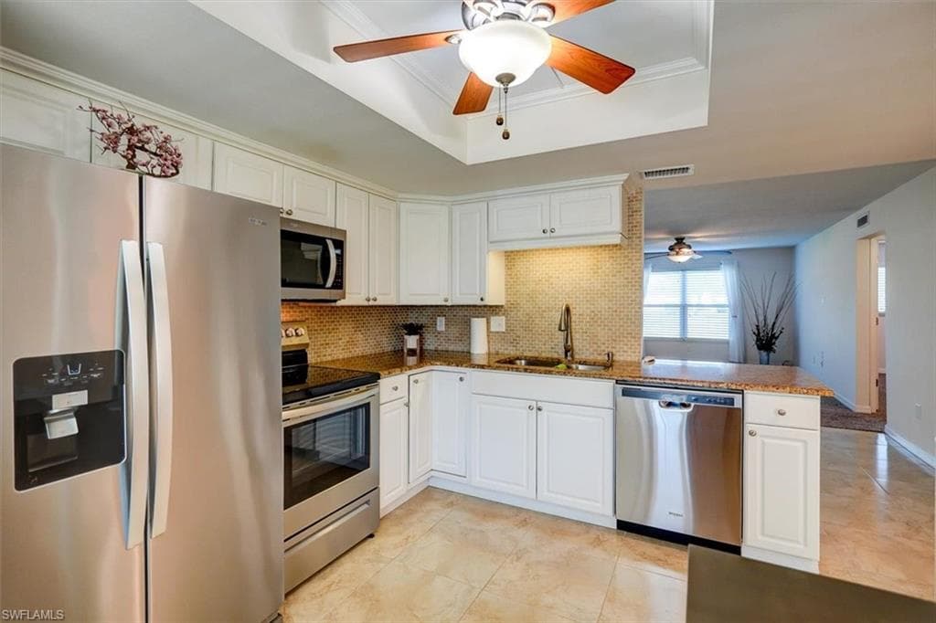 2526 SE 16th PL 106 CAPE CORAL, FL 33904