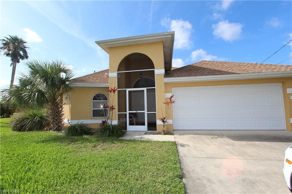 505 Causeway DR LEHIGH ACRES, FL 33936