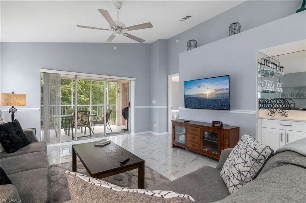 1012 Mainsail DR 322 NAPLES, FL 34114