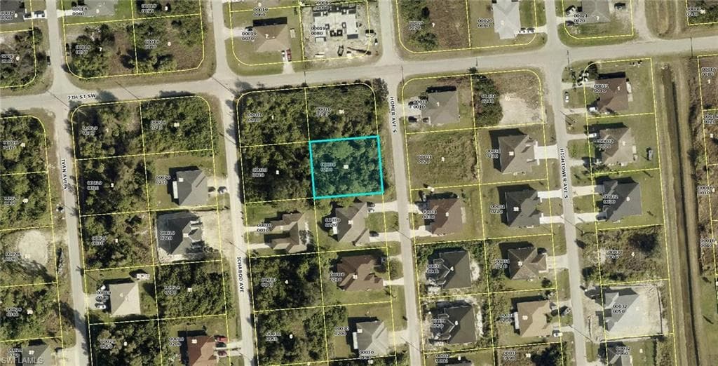 704-706 Homer AVE S LEHIGH ACRES, FL 33973