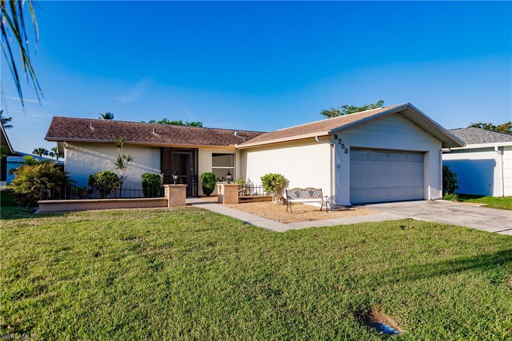 9753 Deerfoot DR FORT MYERS, FL 33919