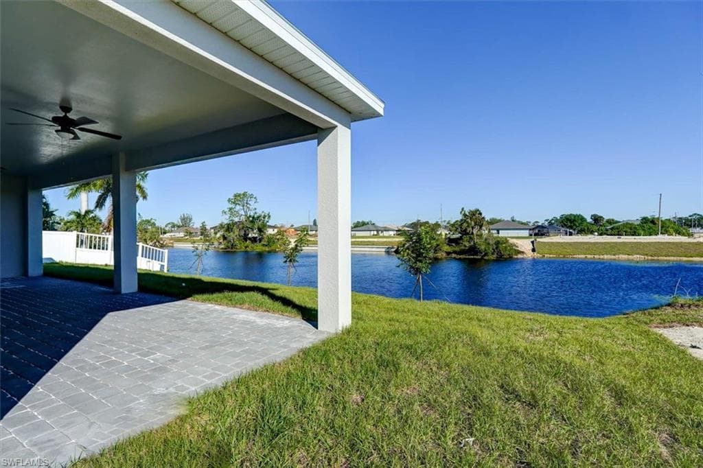 2203 NE 43rd LN CAPE CORAL, FL 33909