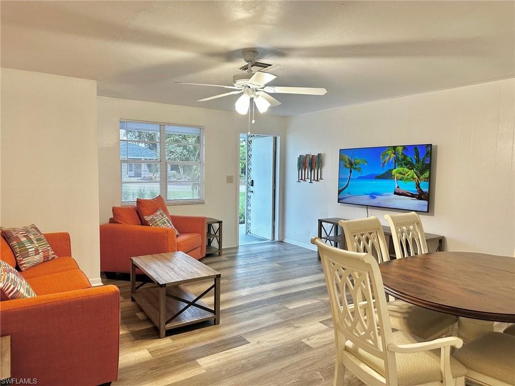 653 93rd AVE N NAPLES, FL 34108