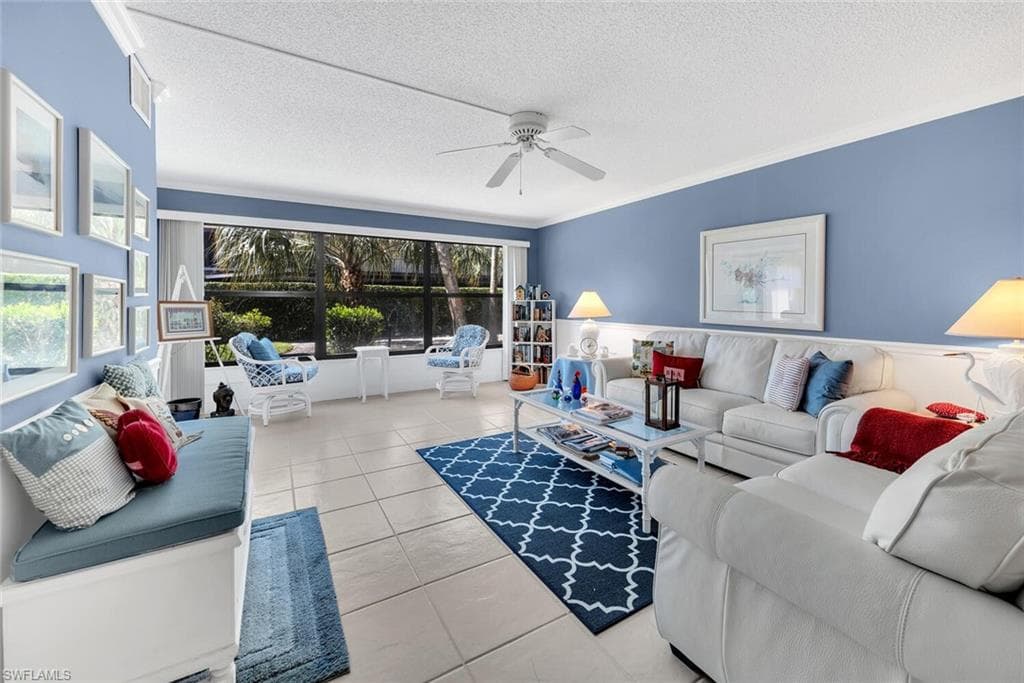 4082 Belair LN 11 NAPLES, FL 34103