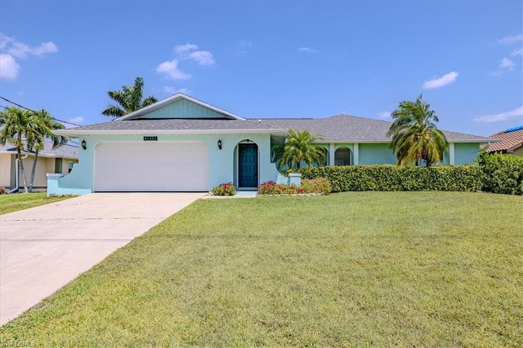 1405 SW 43rd TER CAPE CORAL, FL 33914