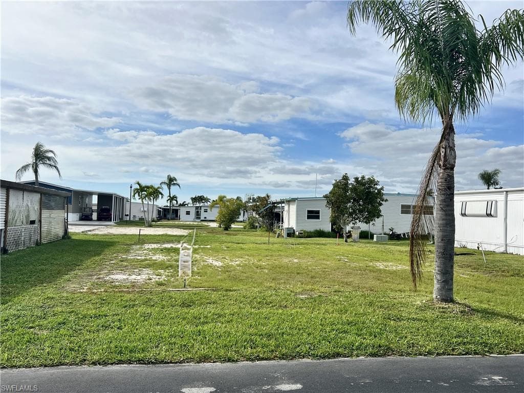 241 Tangerine DR FORT MYERS, FL 33905