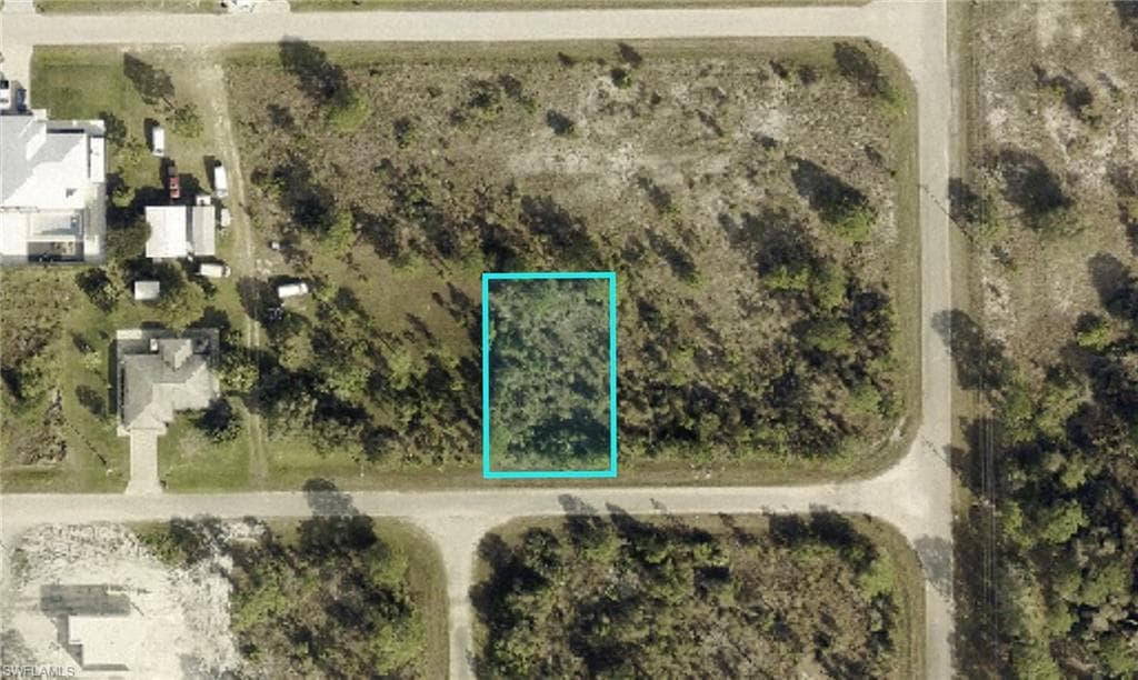 855 Vance ST E LEHIGH ACRES, FL 33974