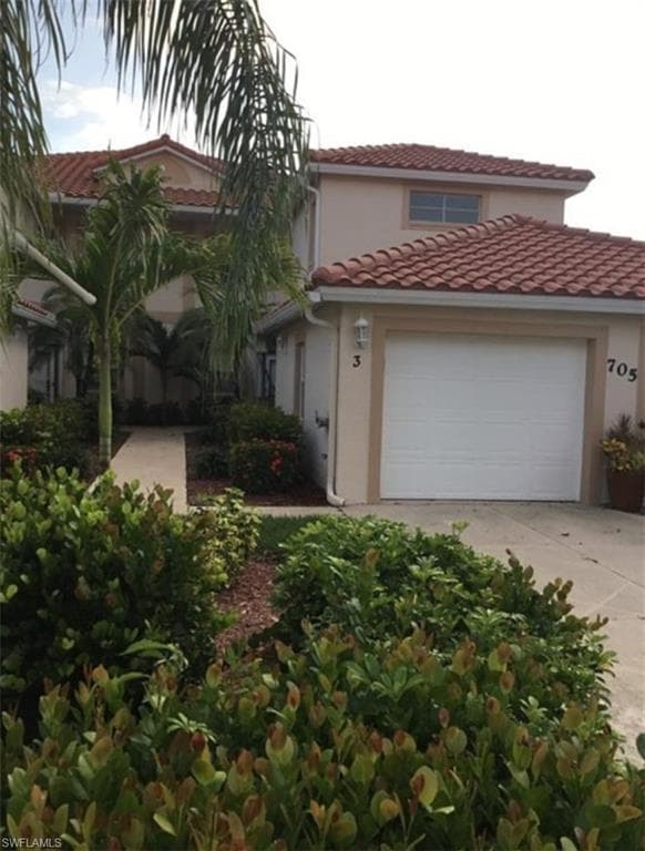 705 Luisa LN 3 NAPLES, FL 34104