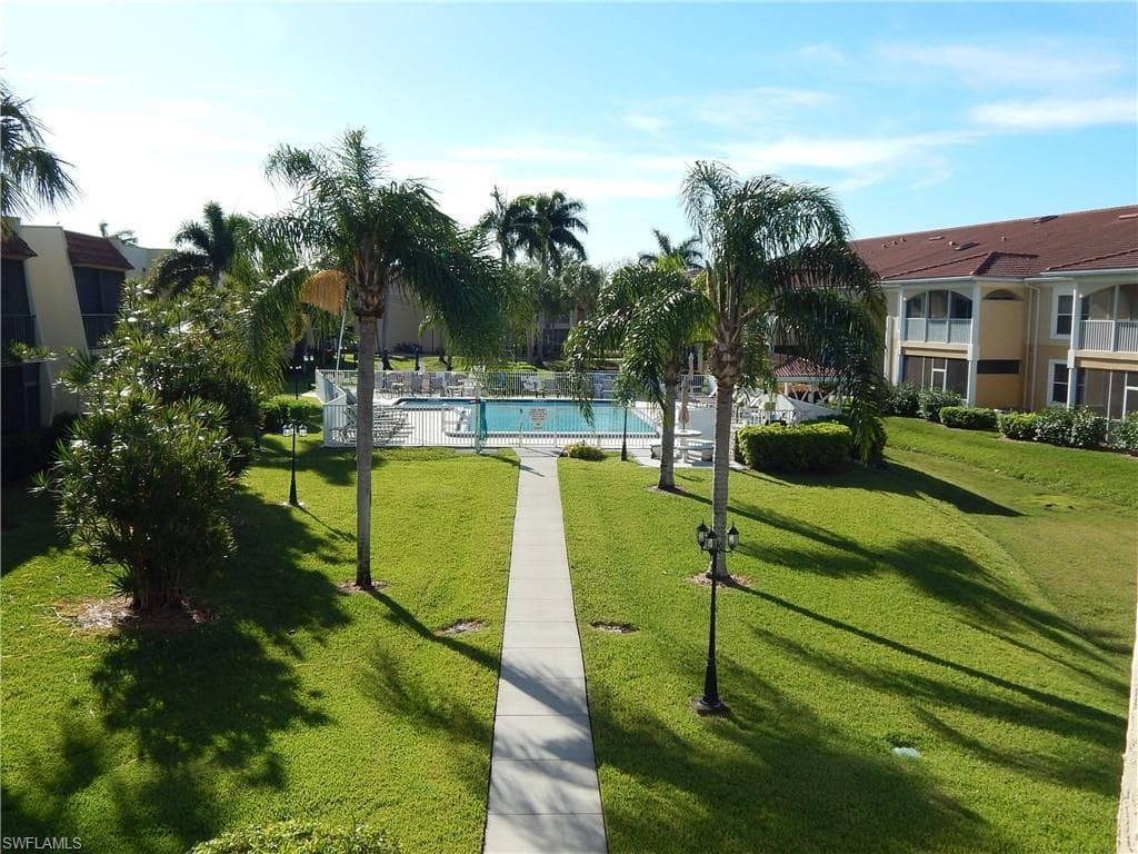 12481 McGregor BLVD 17 FORT MYERS, FL 33919