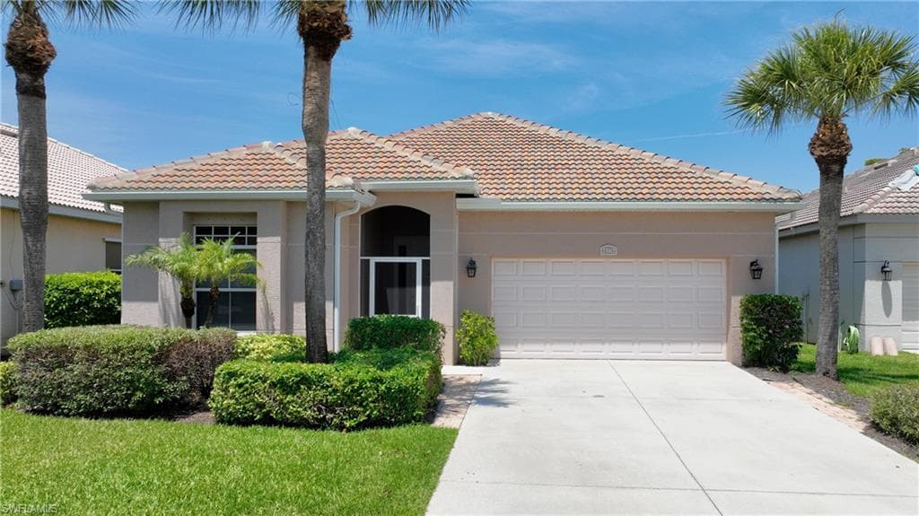 2162 Oxford Ridge CIR LEHIGH ACRES, FL 33973