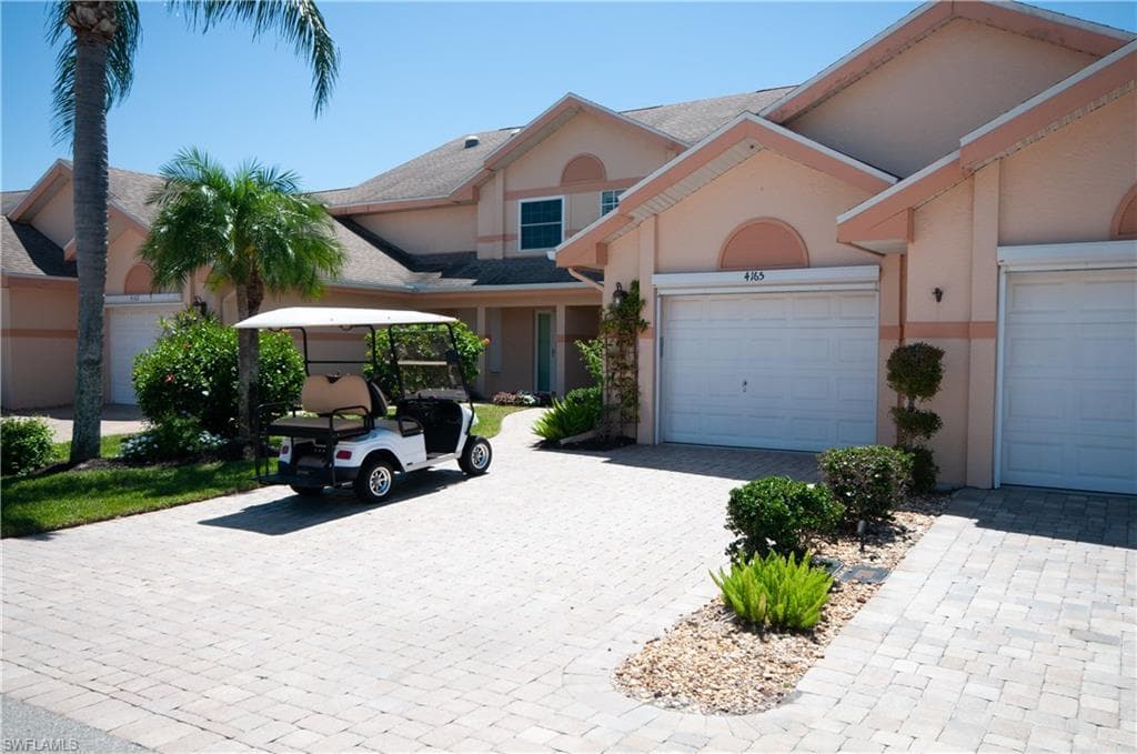 4165 Pensacola AVE ESTERO, FL 33928