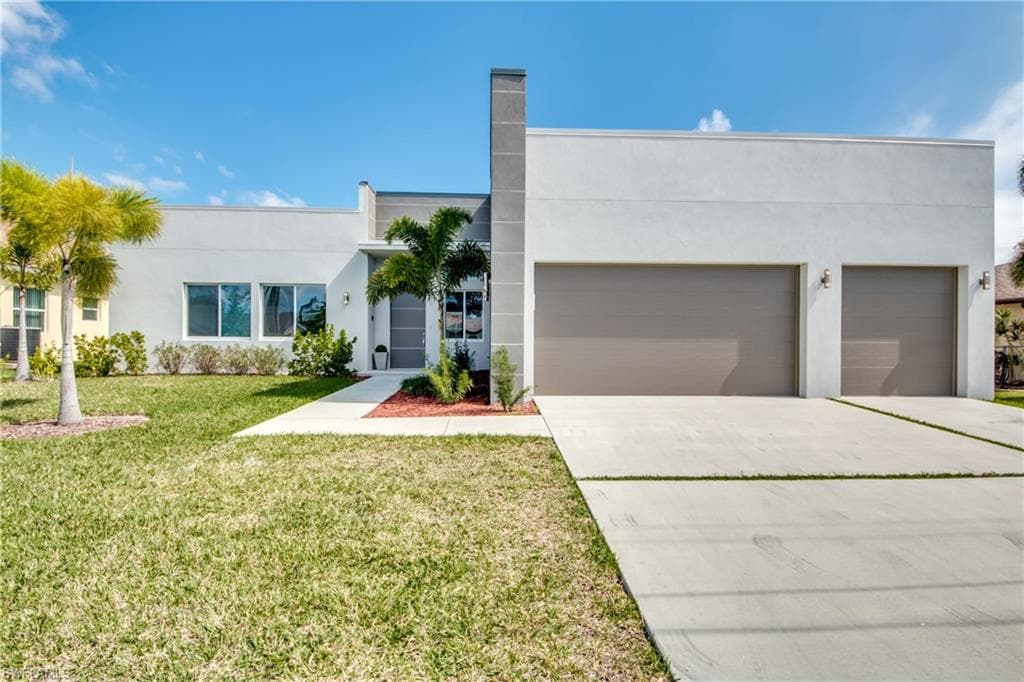 4623 SW 5th PL CAPE CORAL, FL 33914