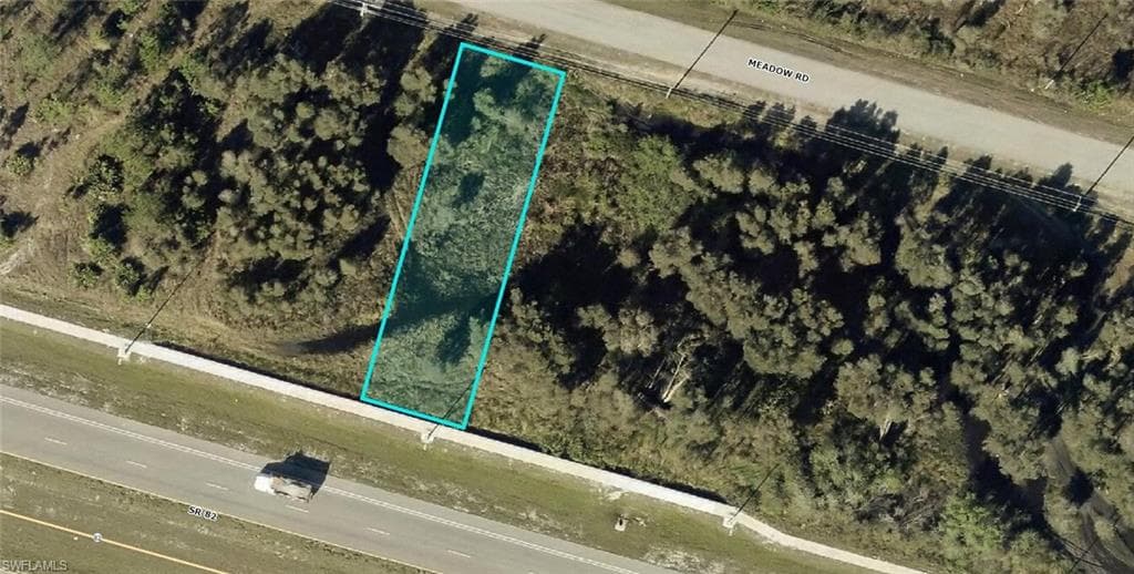 3122 Meadow RD LEHIGH ACRES, FL 33974