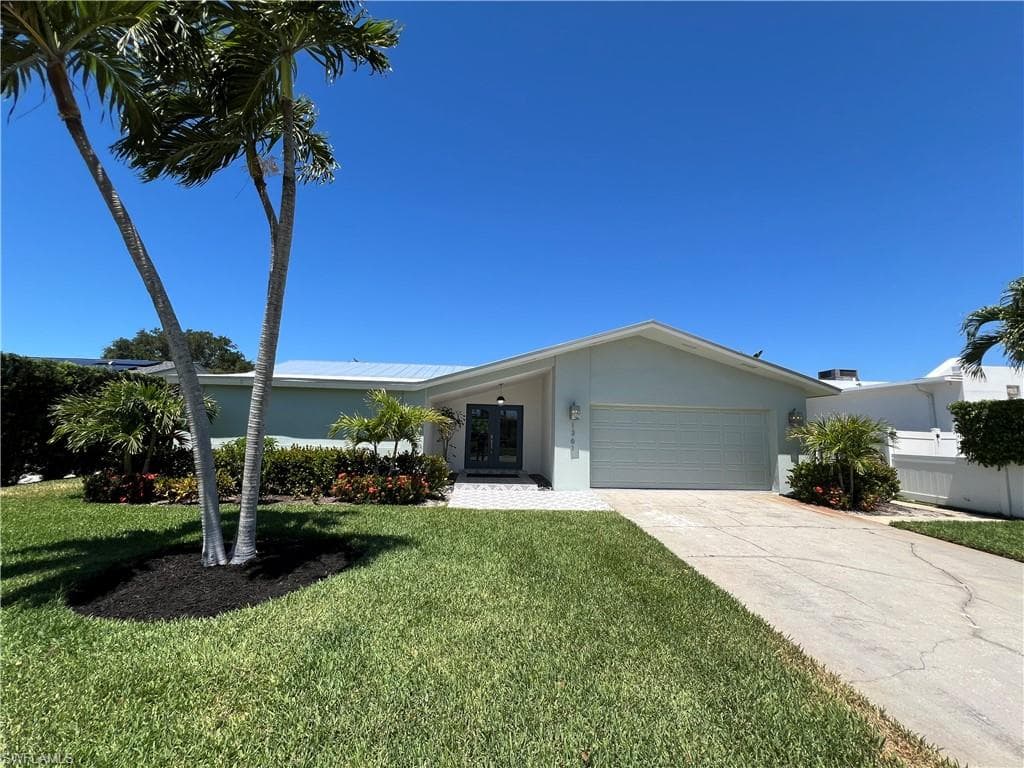 1361 Lake Shore DR NAPLES, FL 34103