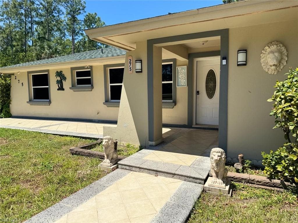 275 1st ST SW NAPLES, FL 34117