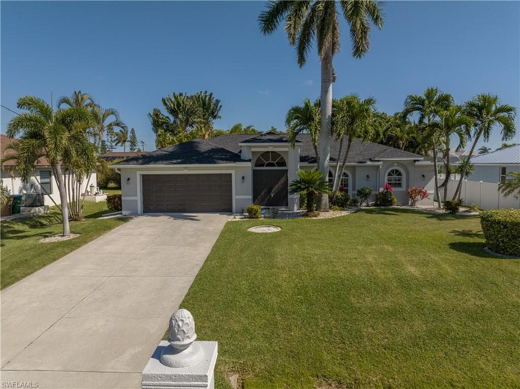 2835 SW 32nd ST CAPE CORAL, FL 33914