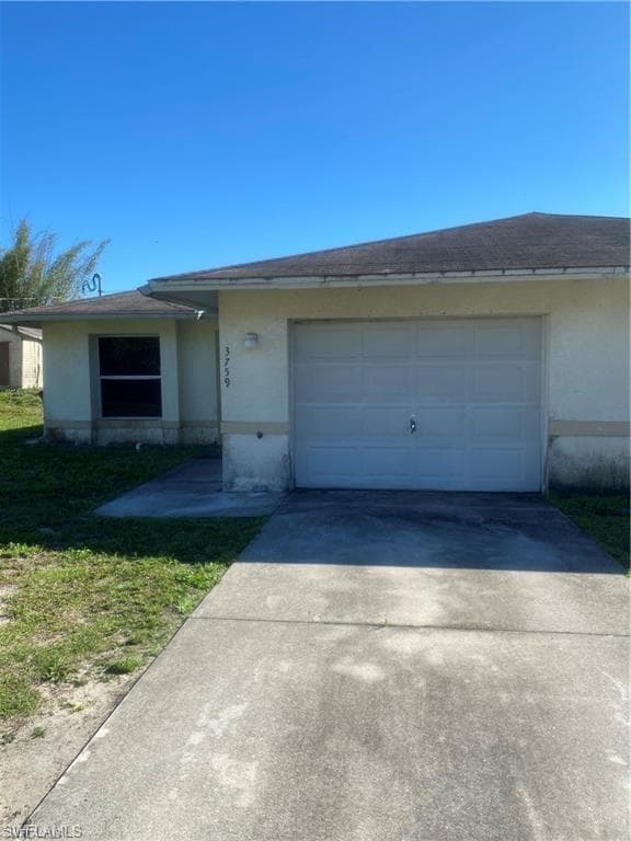 3759 Kemper ST FORT MYERS, FL 33905