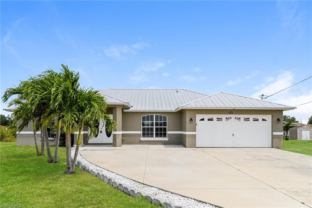 123 Blackstone DR FORT MYERS, FL 33913