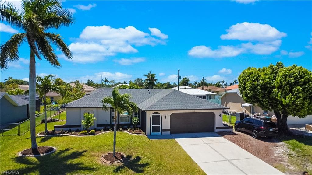 2018 NE 3rd ST CAPE CORAL, FL 33909