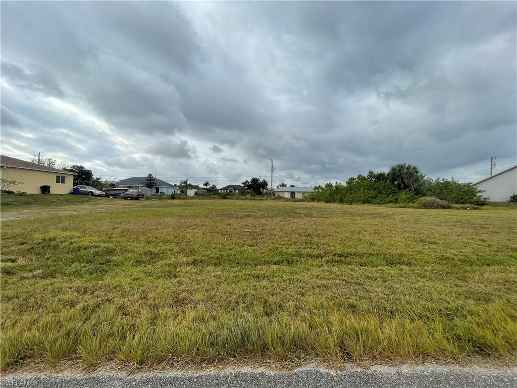 1418 NE 18th TER CAPE CORAL, FL 33909