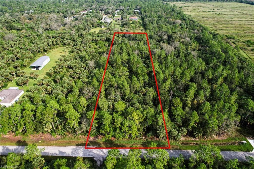 1 22 AVE SE NAPLES, FL 34117