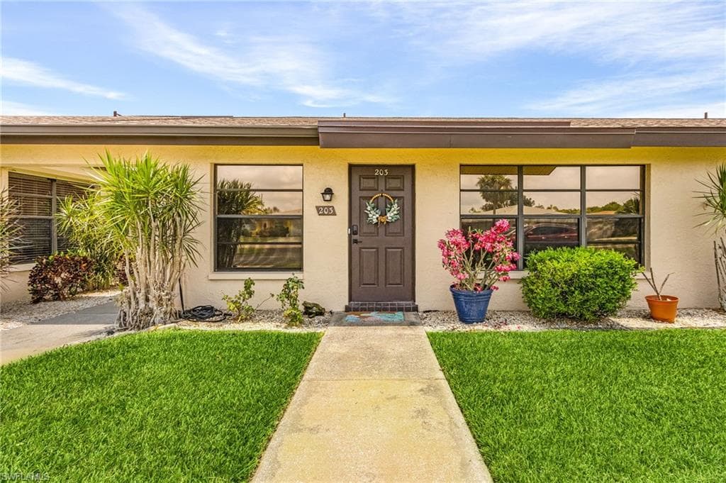 3913 SE 11th AVE 203 CAPE CORAL, FL 33904