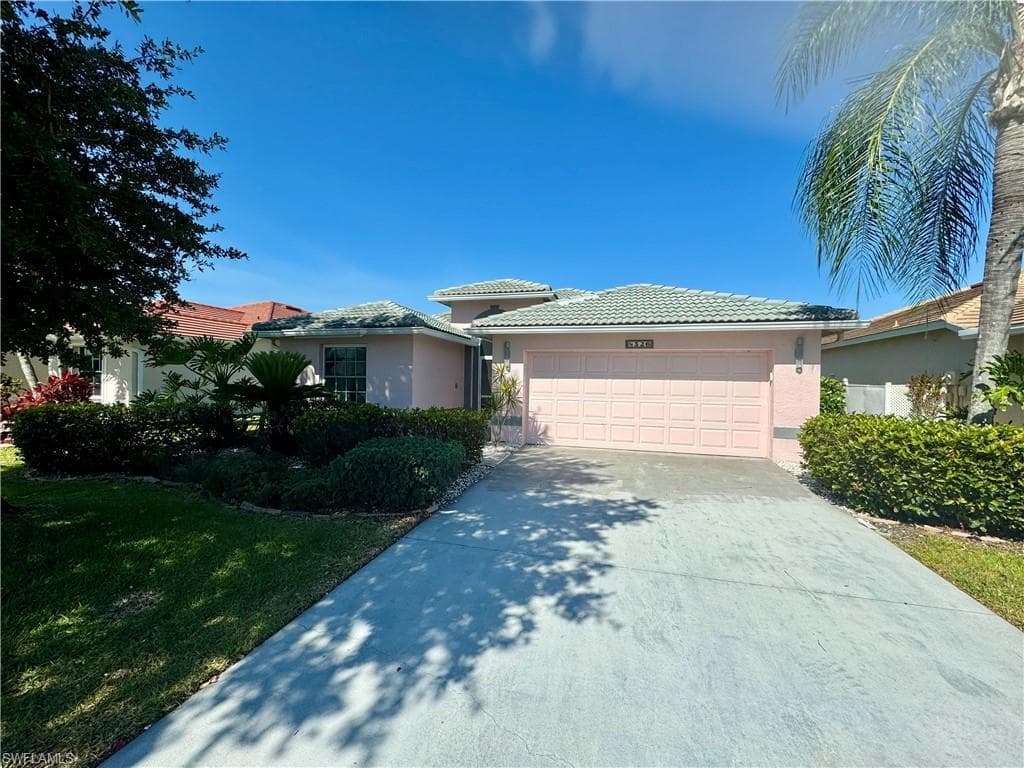 8526 Manderston CT FORT MYERS, FL 33912