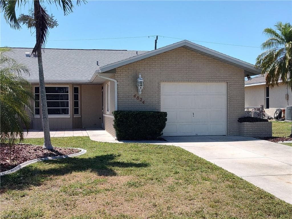 4824 SW 23rd AVE CAPE CORAL, FL 33914