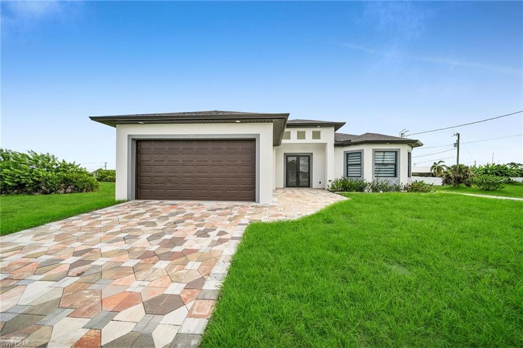 1727 NW 8th PL CAPE CORAL, FL 33993