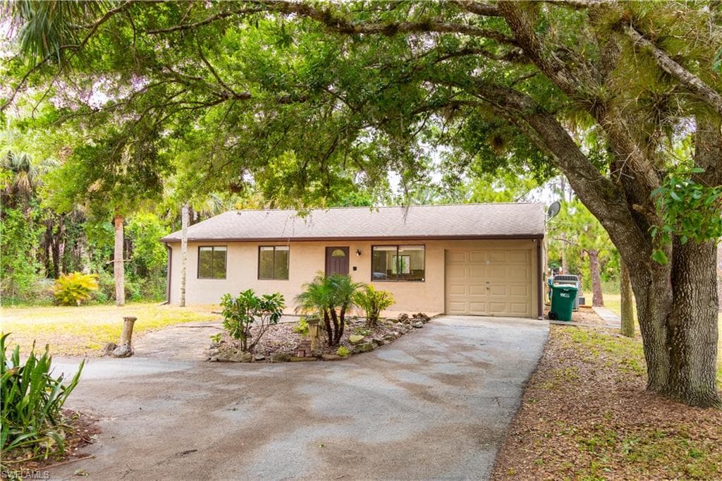 181 22nd ST SE NAPLES, FL 34117