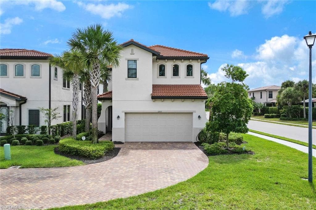 1153 Penrose CT NAPLES, FL 34113