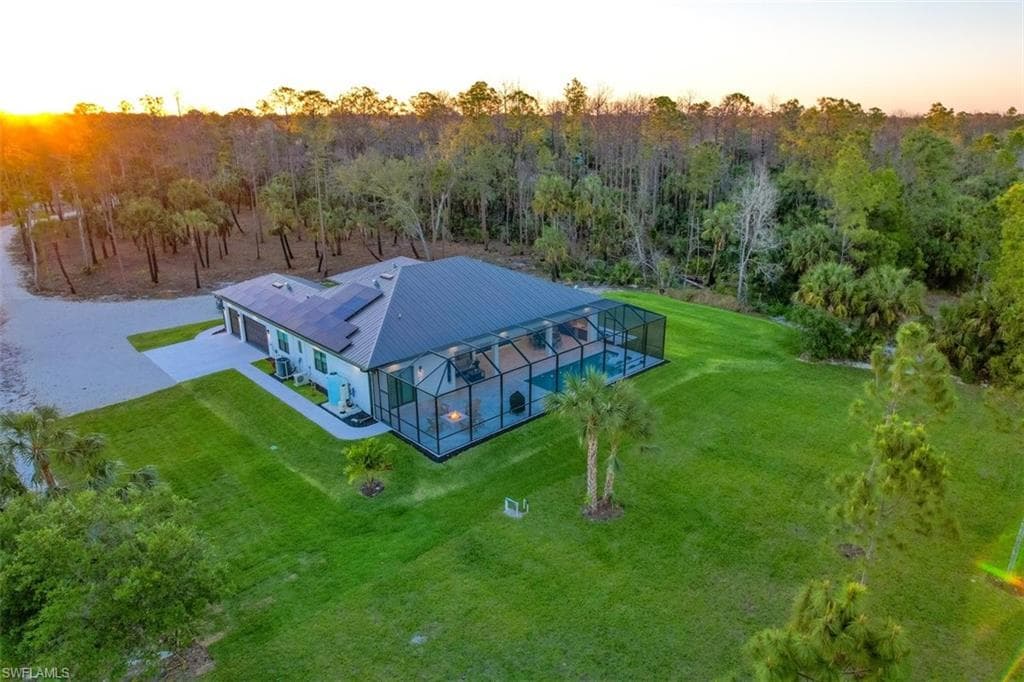 2082 Wilson BLVD N NAPLES, FL 34120